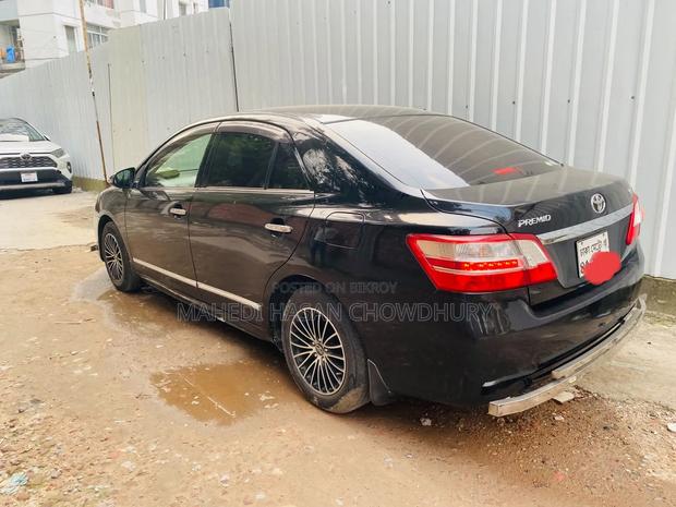 Toyota Premio 2014 Black