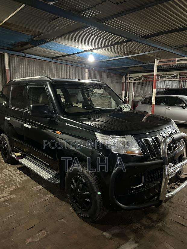 Mahindra Commander 2017 Black