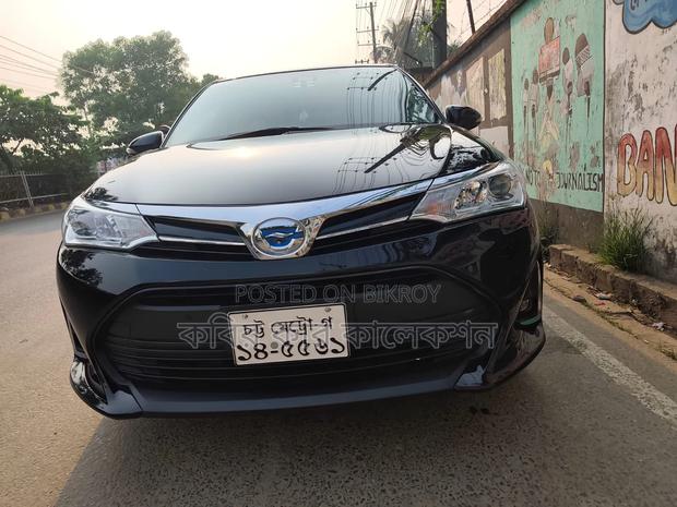 Toyota Corolla Fielder 2020 Black