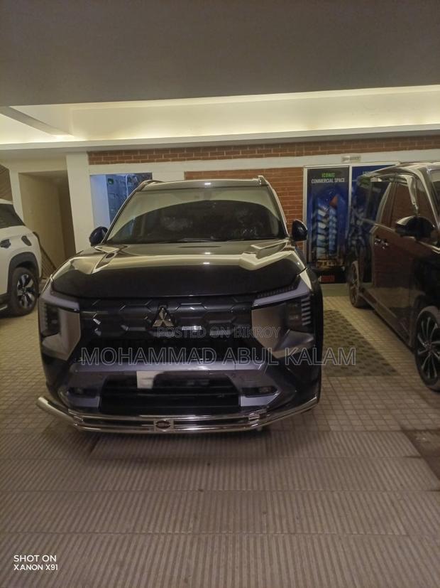 Mitsubishi Outlander Black Edition 2026 Gray