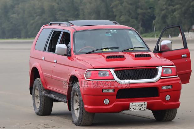 Mitsubishi Nativa 2003 Red
