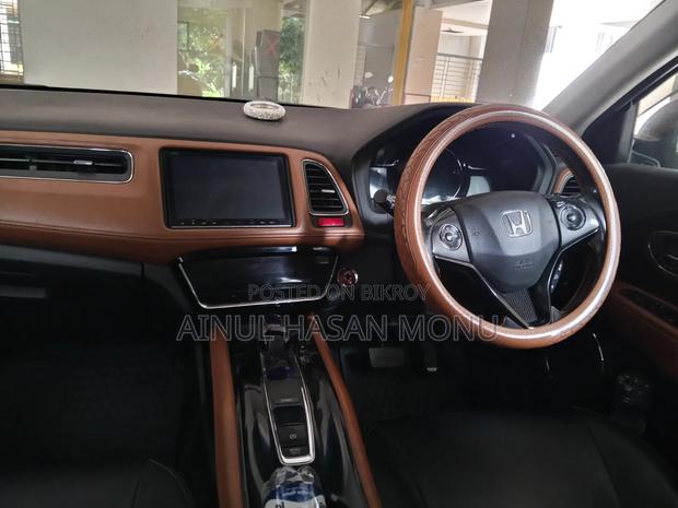 Honda Vezel 1.5 2WD 2015 Maroon
