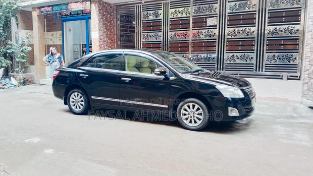 Toyota Premio 2015 Black