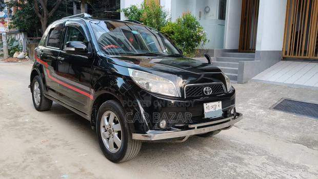 Toyota Rush 1.5 RWD 2006 Black