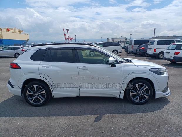 Toyota Corolla LE 2023 Pearl