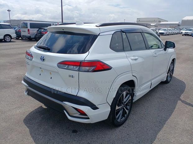 Toyota Corolla LE 2023 Pearl