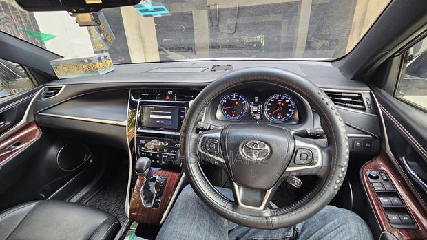 Toyota Harrier 2017 Pearl