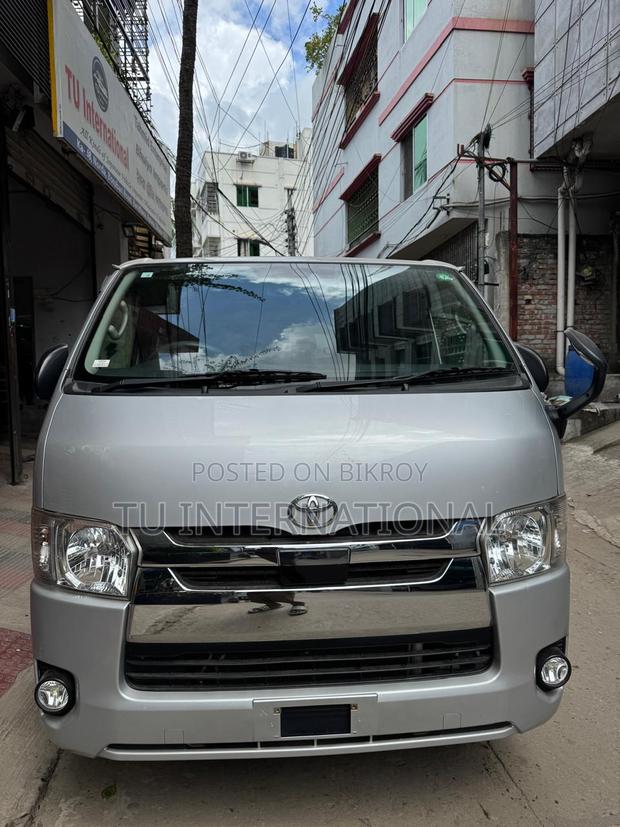 Toyota Toyoace 2020 Silver