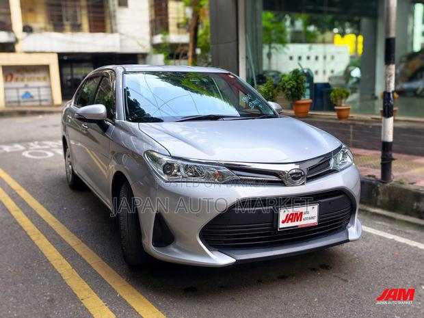 Toyota Axio 2021 Silver