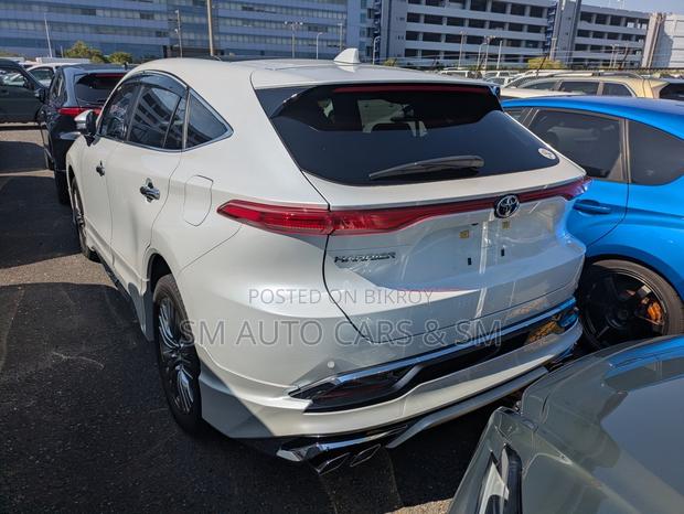 Toyota Harrier 2023 Pearl