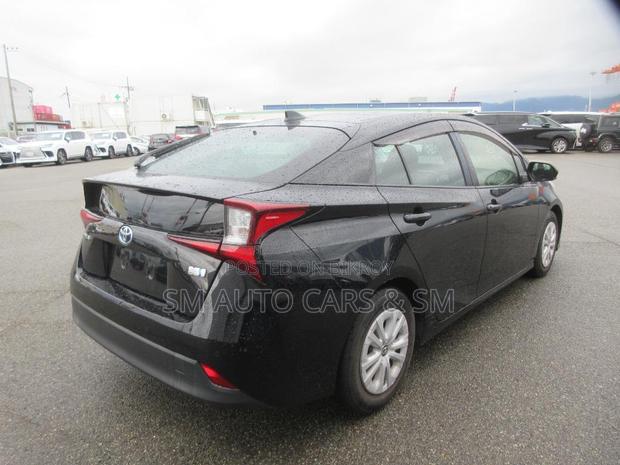 Toyota Prius 2021 Black