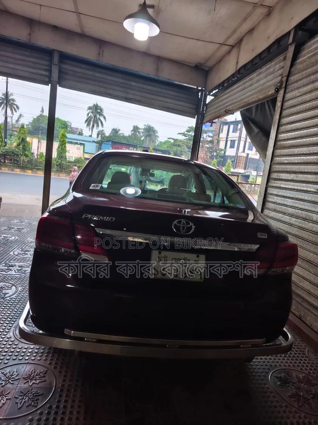 Toyota Premio 2017 Maroon