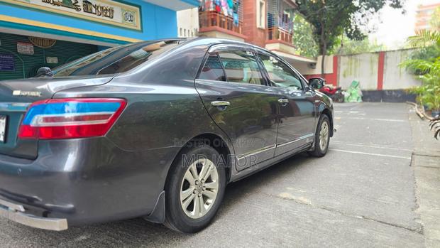 Toyota Premio 1.5 FWD 2012 Gray