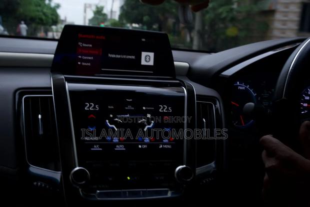 Toyota Crown 2018 Pearl