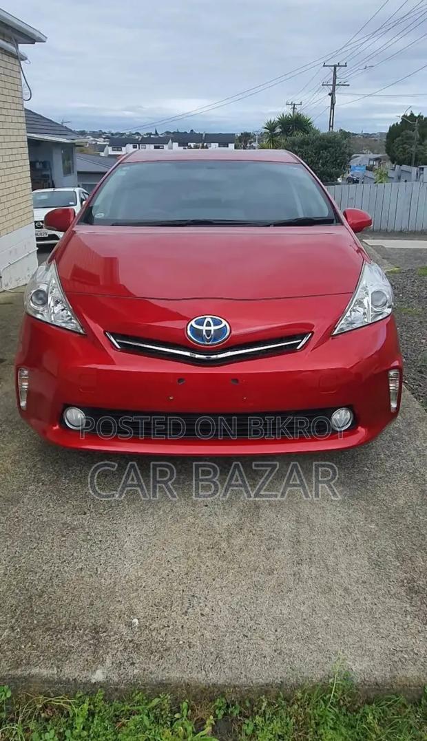Toyota Prius 2013 Red