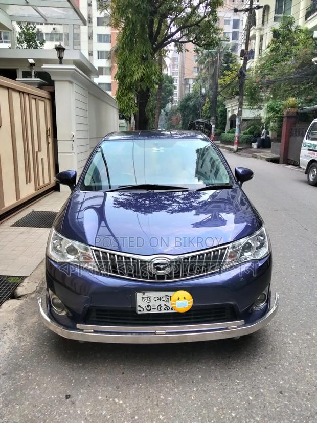 Toyota Corolla Fielder 2012 Blue
