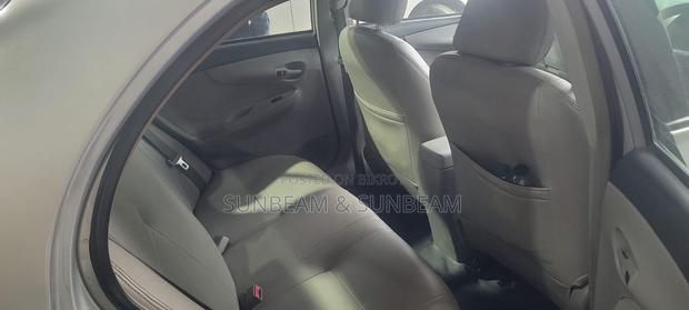 Toyota Axio 2012 Silver