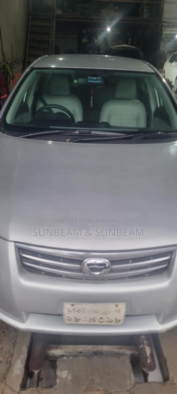 Toyota Axio 2012 Silver