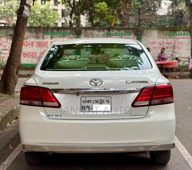 Toyota Premio 2018 Pearl