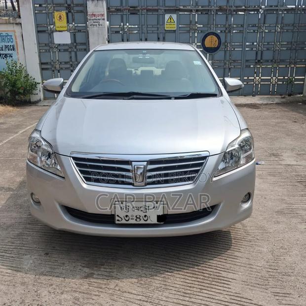 Toyota Premio 1.5 FWD 2013 Silver