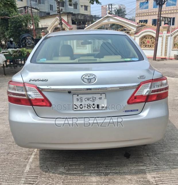 Toyota Premio 1.5 FWD 2013 Silver