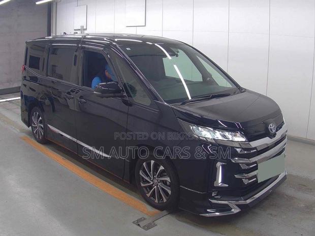 Toyota Noah 2023 Black