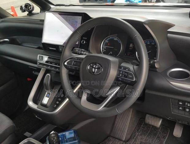 Toyota Noah 2023 Black