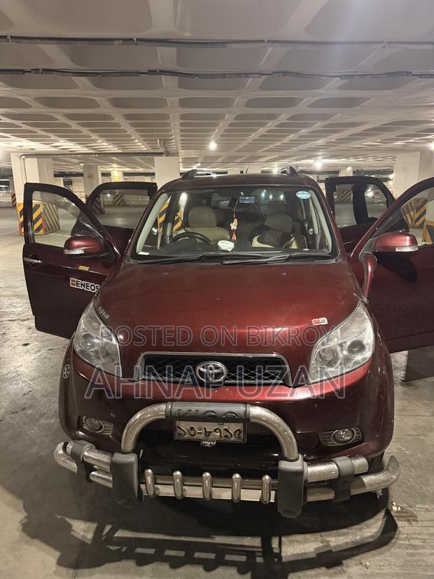 Toyota Rush 1.5 RWD 2006 Red