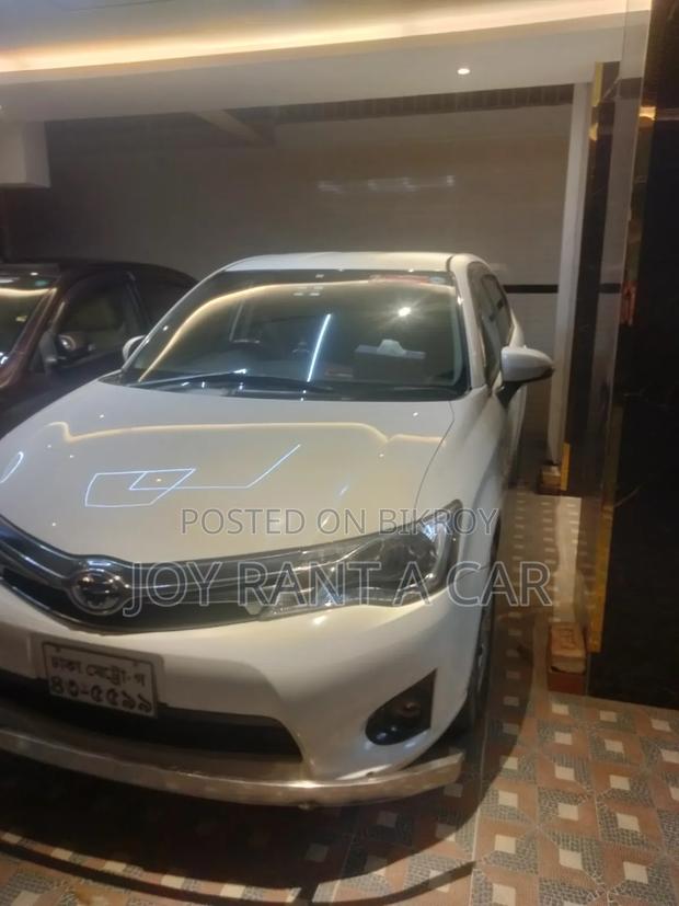 Toyota Axio 1.5 Hybrid 2WD 2014 White