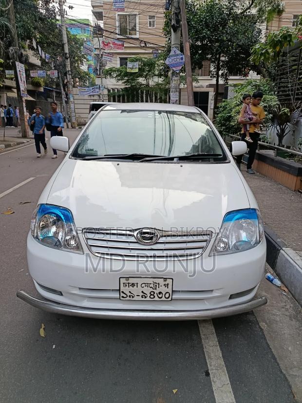 Toyota Corolla Sedan 2003 White