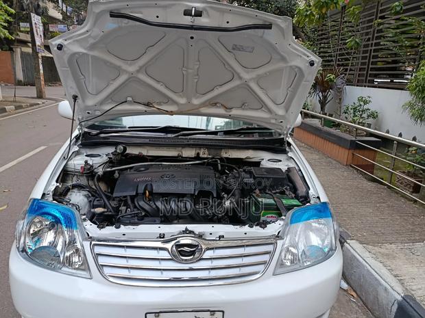Toyota Corolla Sedan 2003 White
