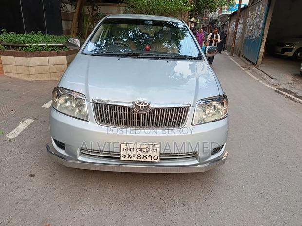 Toyota Corolla Sedan 2004 Silver