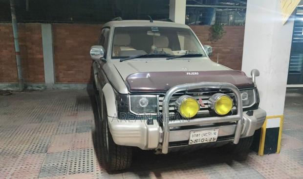 Mitsubishi Pajero 1995
