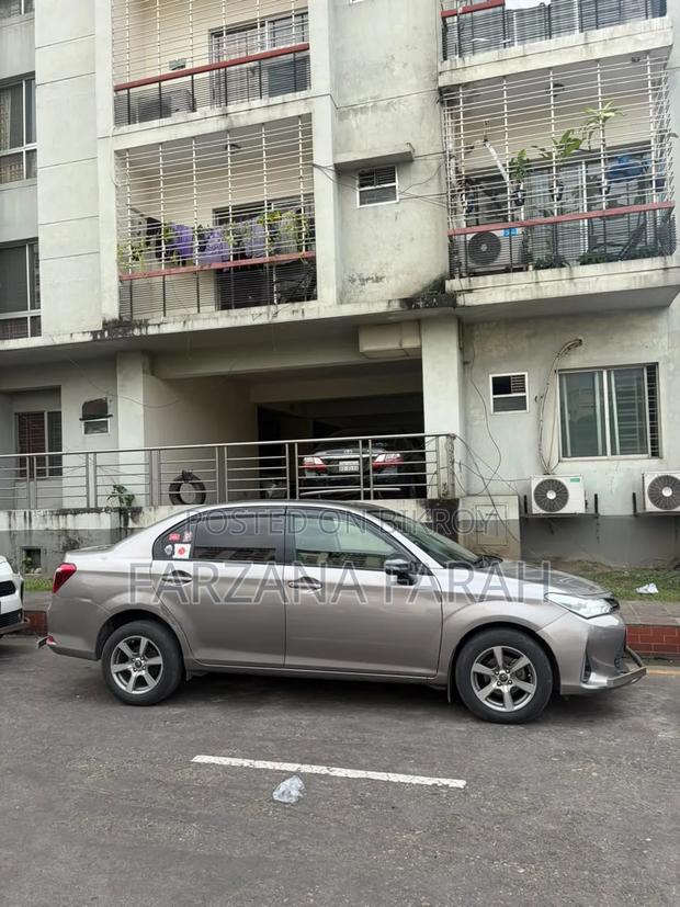 Toyota Axio 1.5 X 2WD 2017 Brown