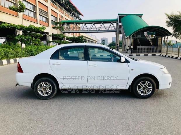 Toyota Corolla 2006 White