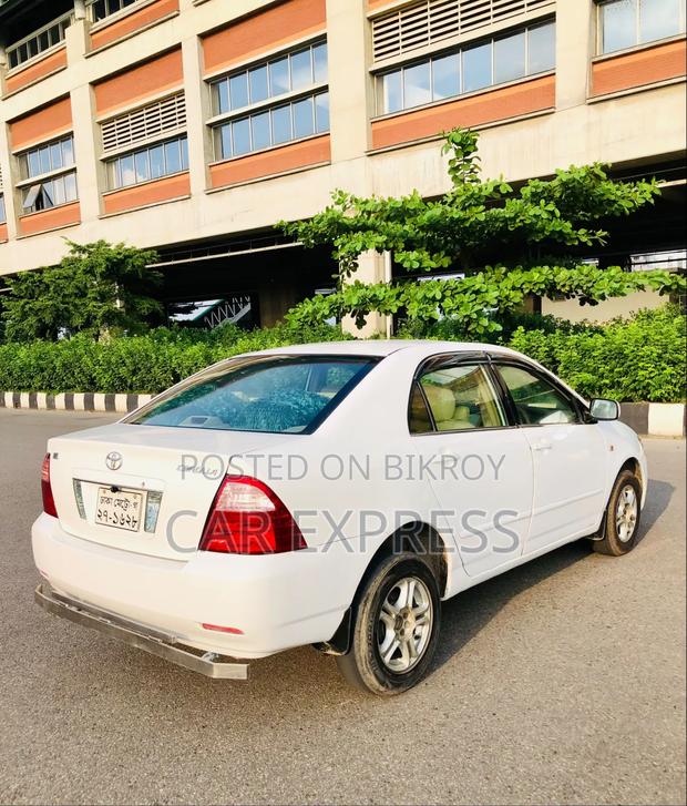 Toyota Corolla 2006 White