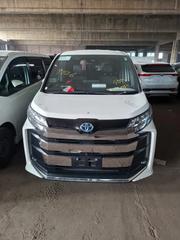 Toyota Noah 2022 Pearl for sale