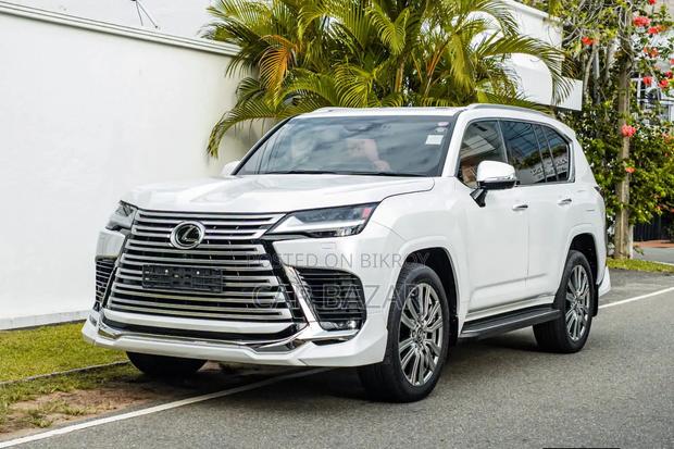 New Lexus LX 600 2022 White