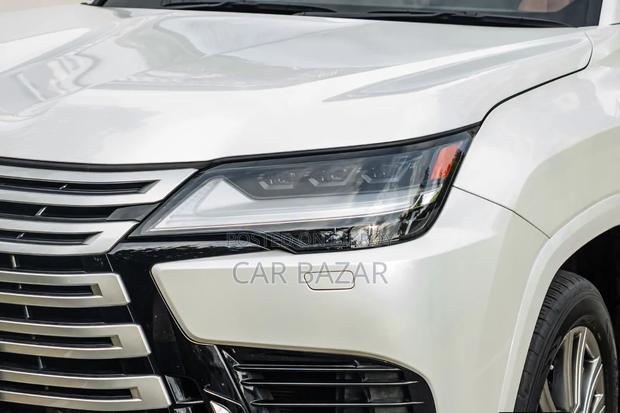 New Lexus LX 600 2022 White
