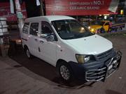 Toyota Noah 2005 White for sale