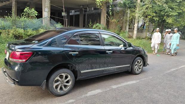 Toyota Premio 2015 Blue