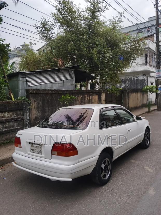 Toyota Corolla Automatic 1995 White