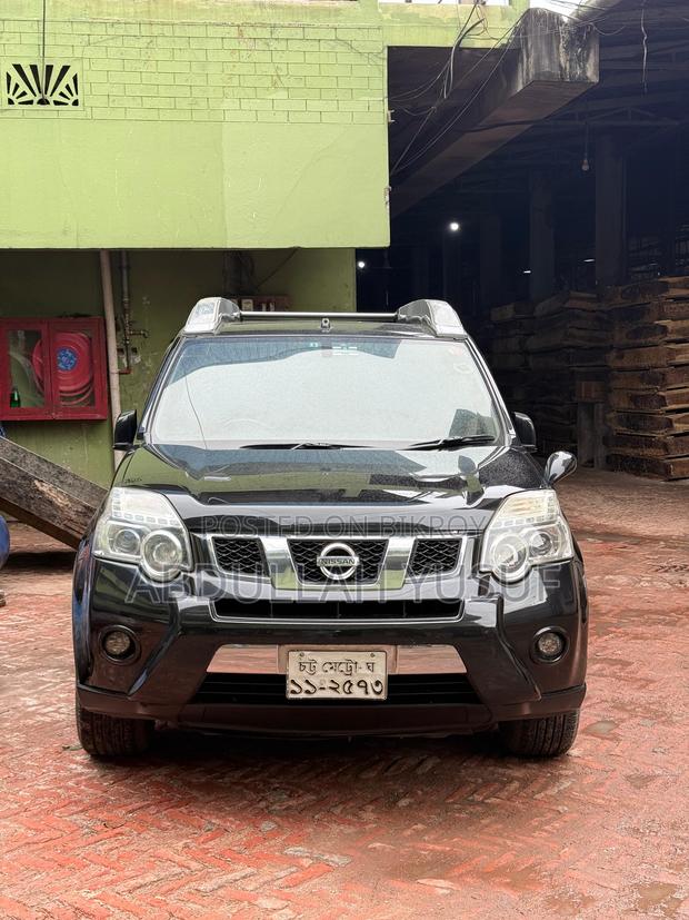 Nissan X-Trail 2.0 Petrol XE 2011 Black
