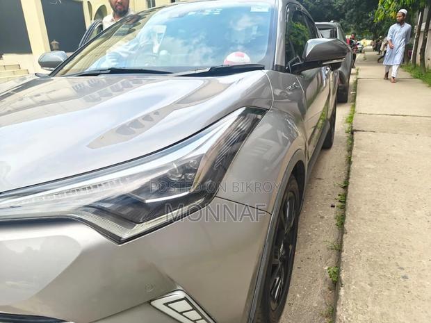 Toyota C-HR XLE Prermium FWD (2.0L 4cyl 2AM) 2018 Gray