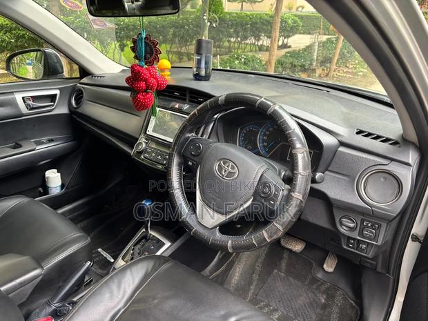 Toyota Axio 2014 Silver