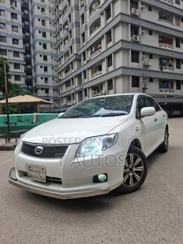 Toyota Axio 2011 White