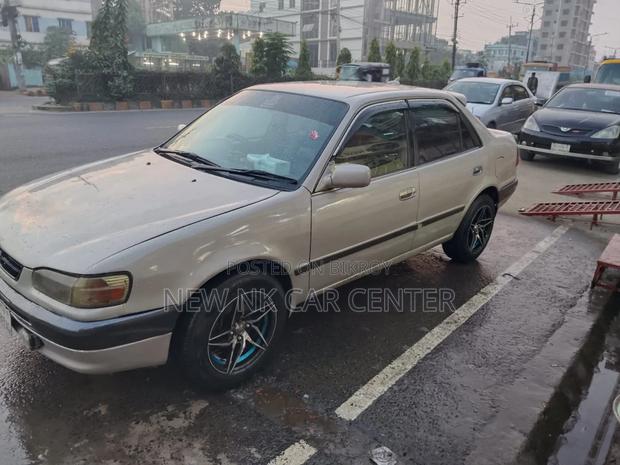 Toyota Corolla Automatic 1995 Silver