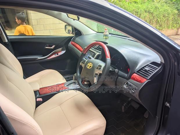 Toyota Premio 2010 Black