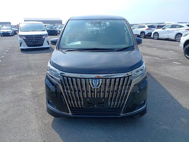 Toyota Esquire 1.8 FWD Hybrid (7 seater) 2021 Black