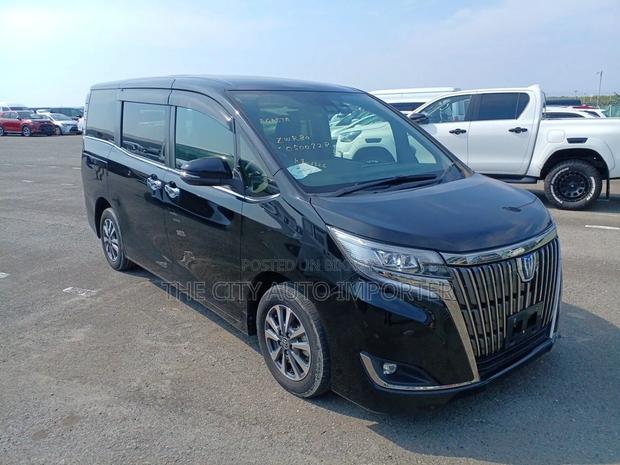 Toyota Esquire 1.8 FWD Hybrid (7 seater) 2021 Black